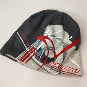 P19 Ski-Doo Winter Beanie Hat Gray & Red Snowmobile‎ Touque Knit Youth/Adults